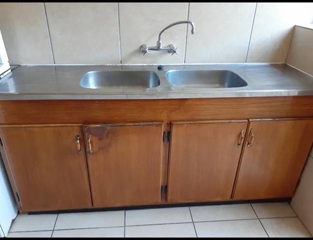 3 BEDROOM APARTMENT FOR SALE IN SASOLBURG CENTRAL